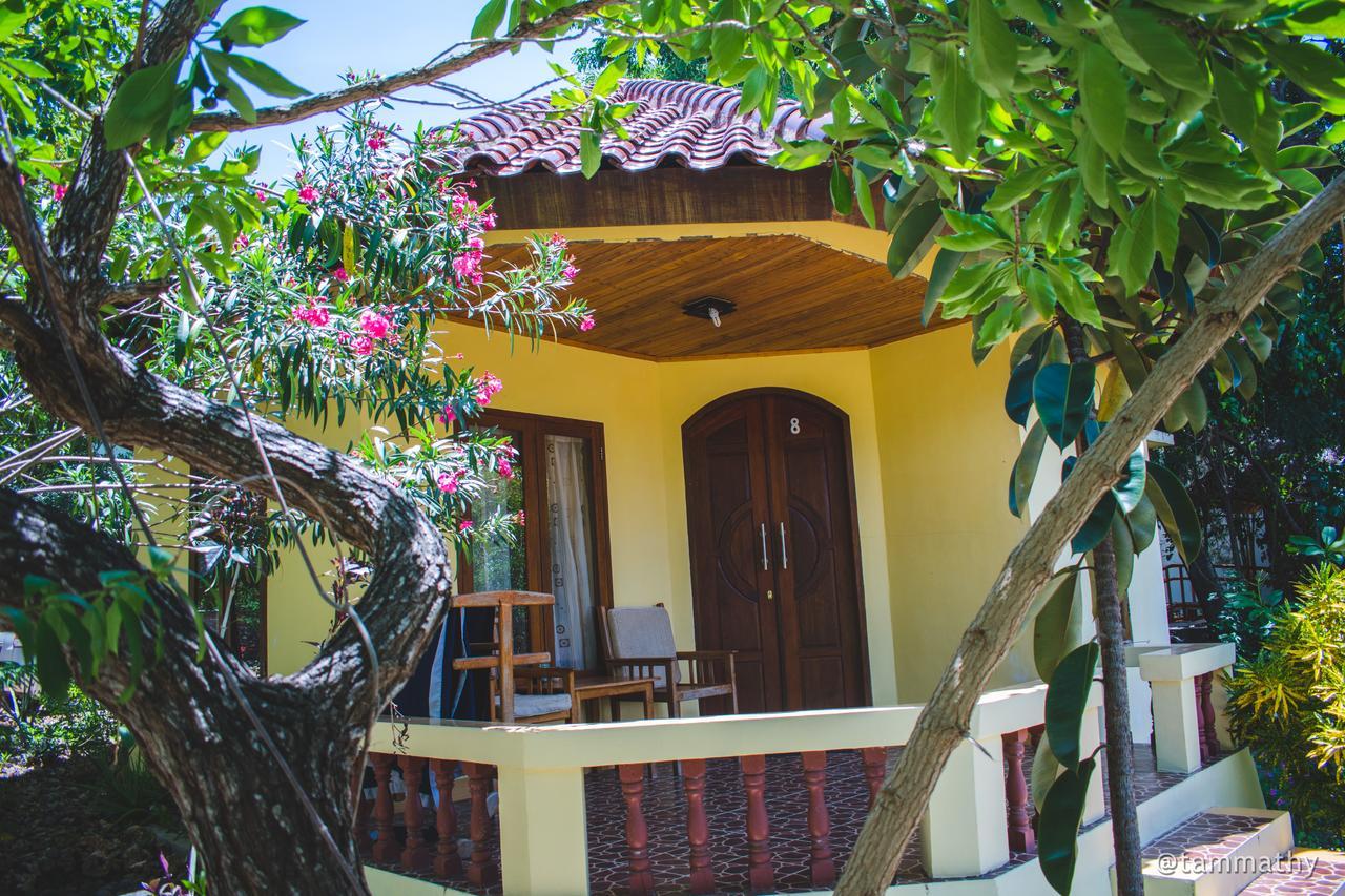 Bara Beach Bungalows Bira Eksteriør billede